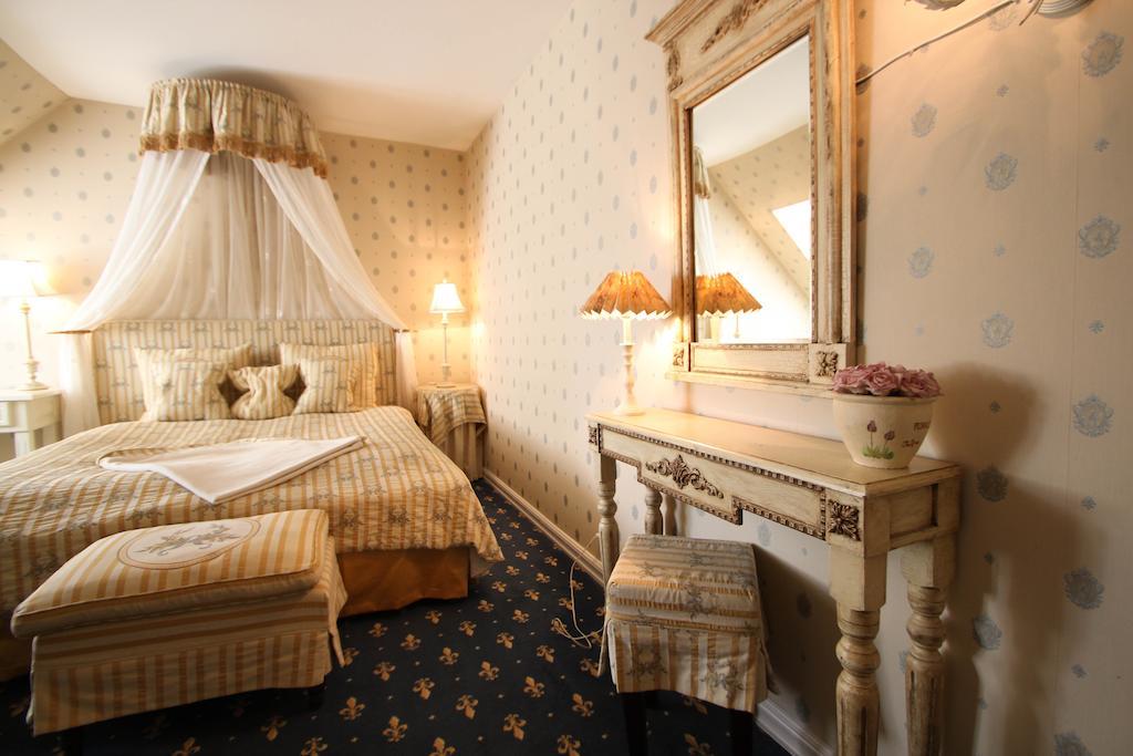 Sauntehus Castle Hotel Hornbæk Rom bilde