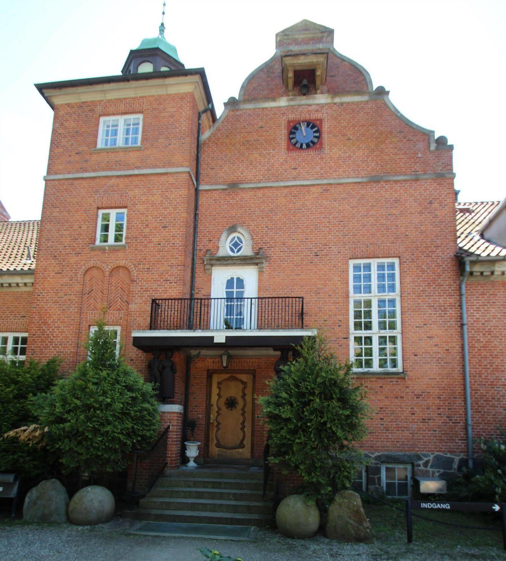 Sauntehus Castle Hotel Hornbæk Eksteriør bilde