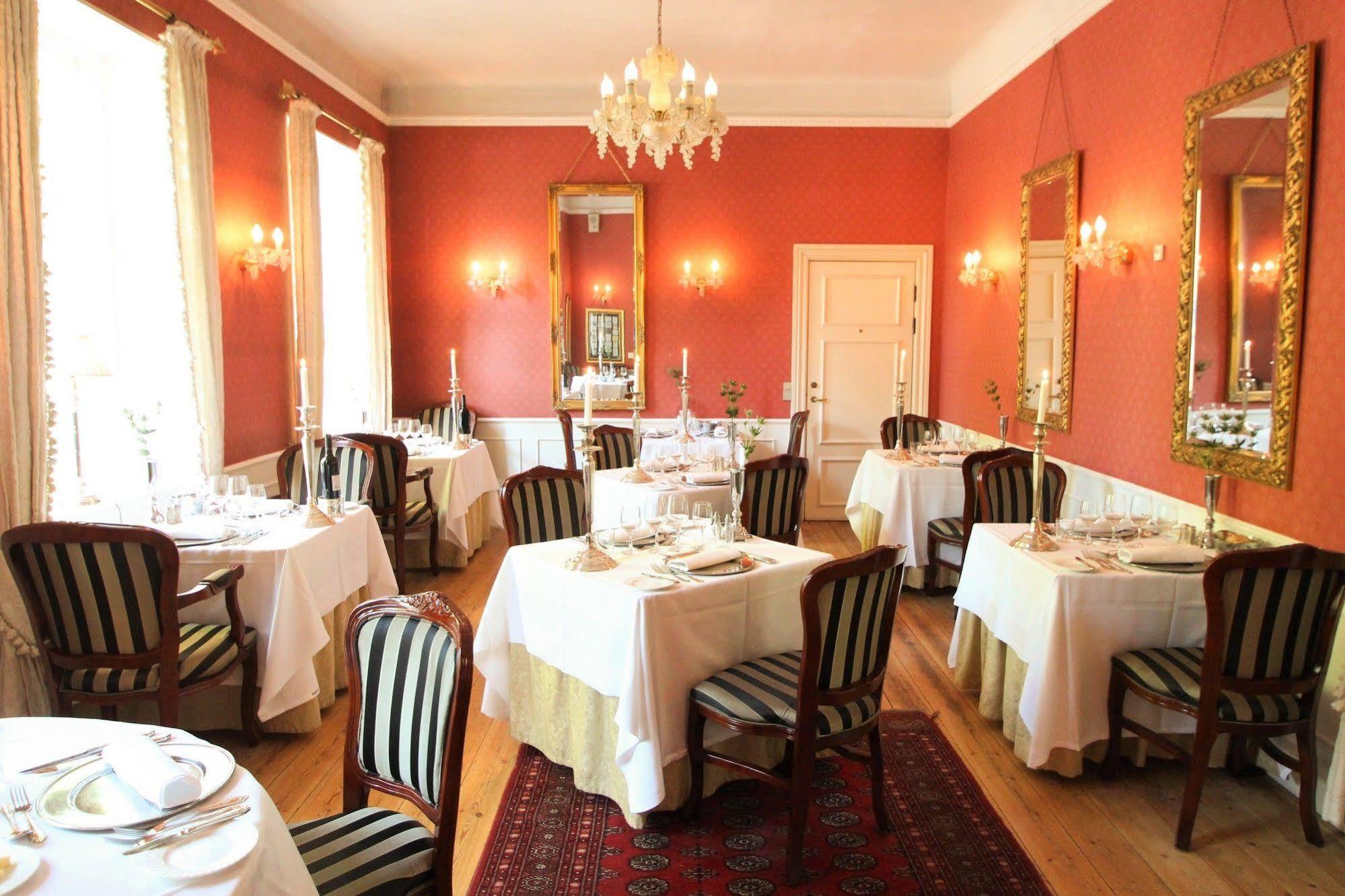 Sauntehus Castle Hotel Hornbæk Eksteriør bilde