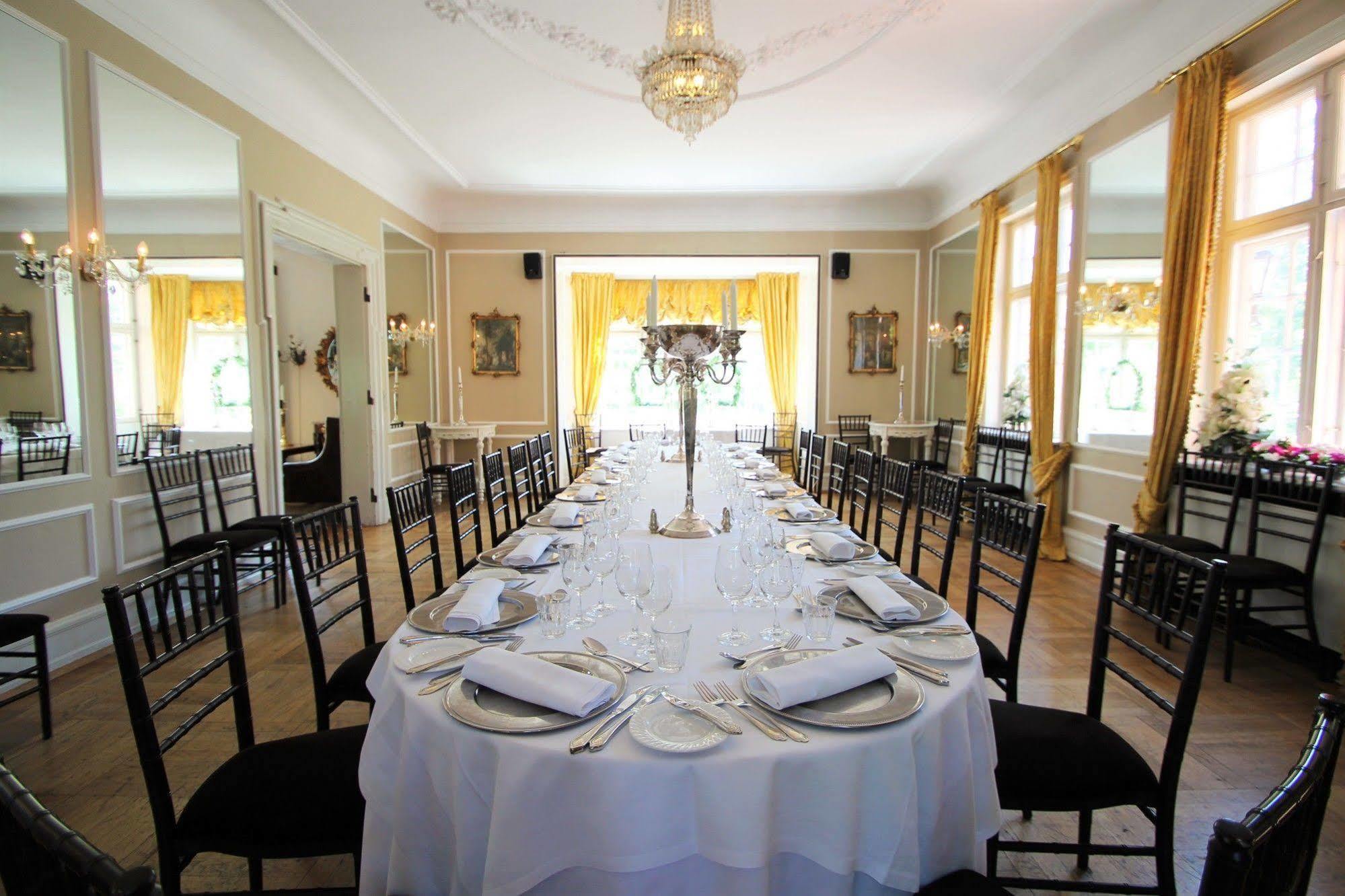 Sauntehus Castle Hotel Hornbæk Eksteriør bilde